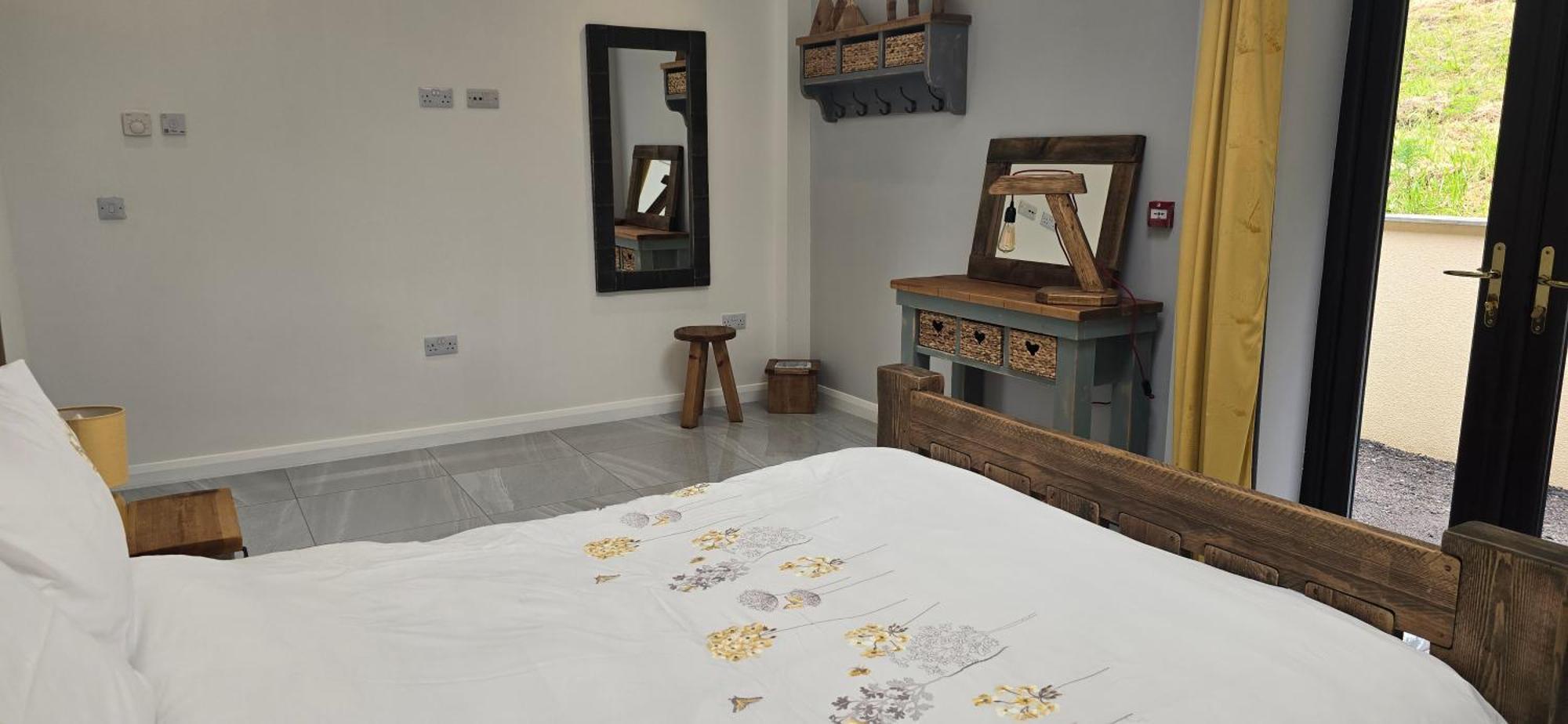 The Old Mountain Stables Caerllwyn Ganol Farm Appartement Newport  Kamer foto